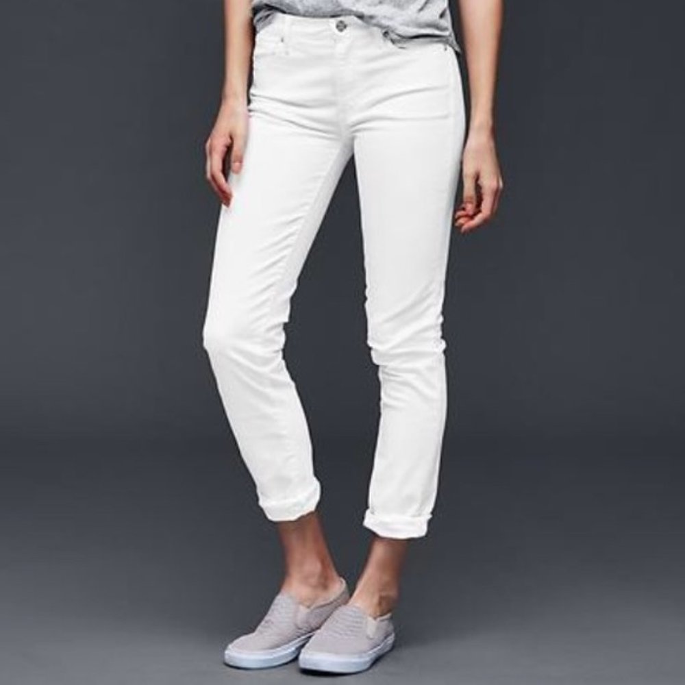 GAP White Denim Jeans 4/27R NWT